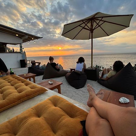 The Edge Lembongan Villa Екстериор снимка