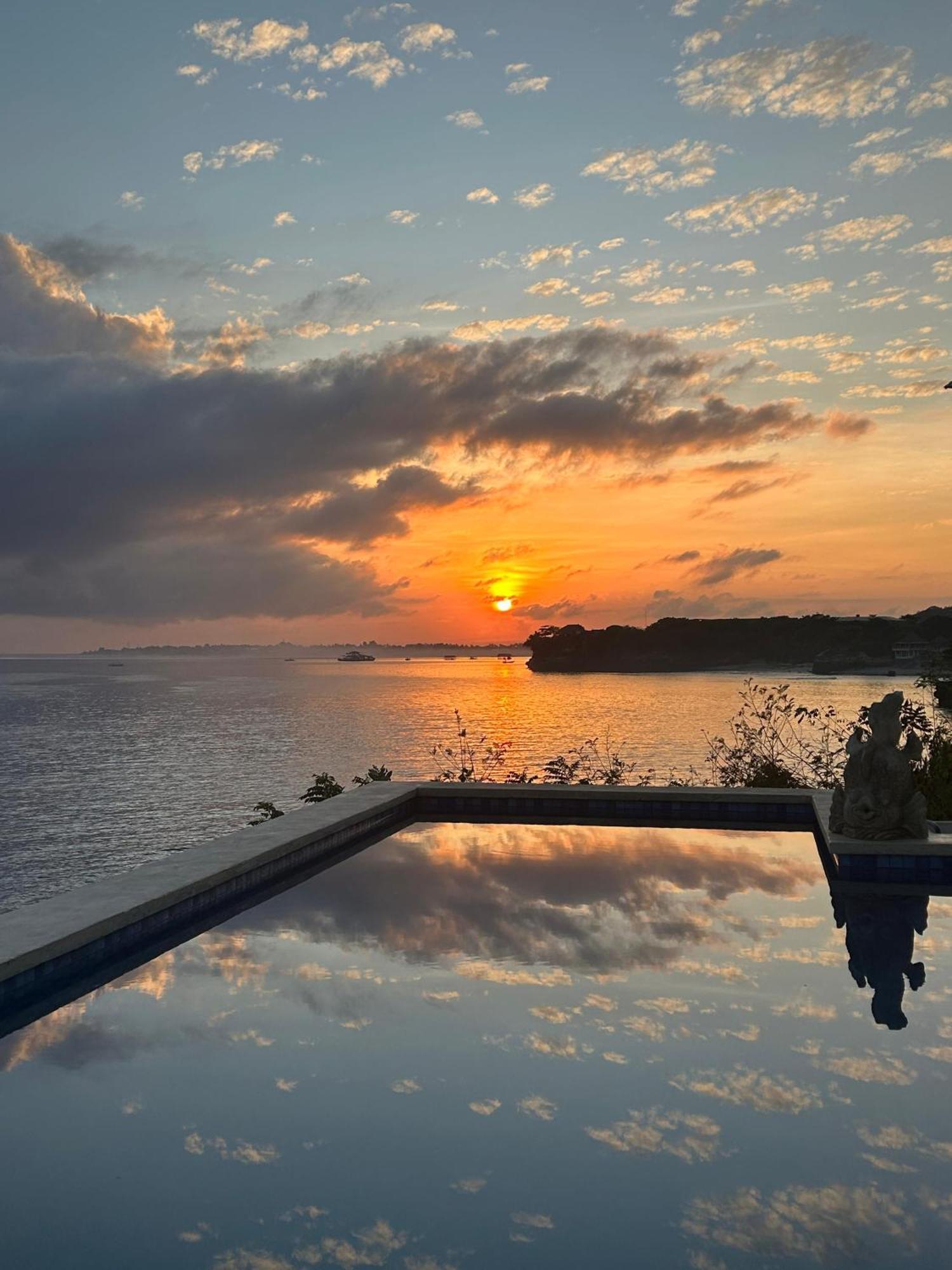The Edge Lembongan Villa Екстериор снимка