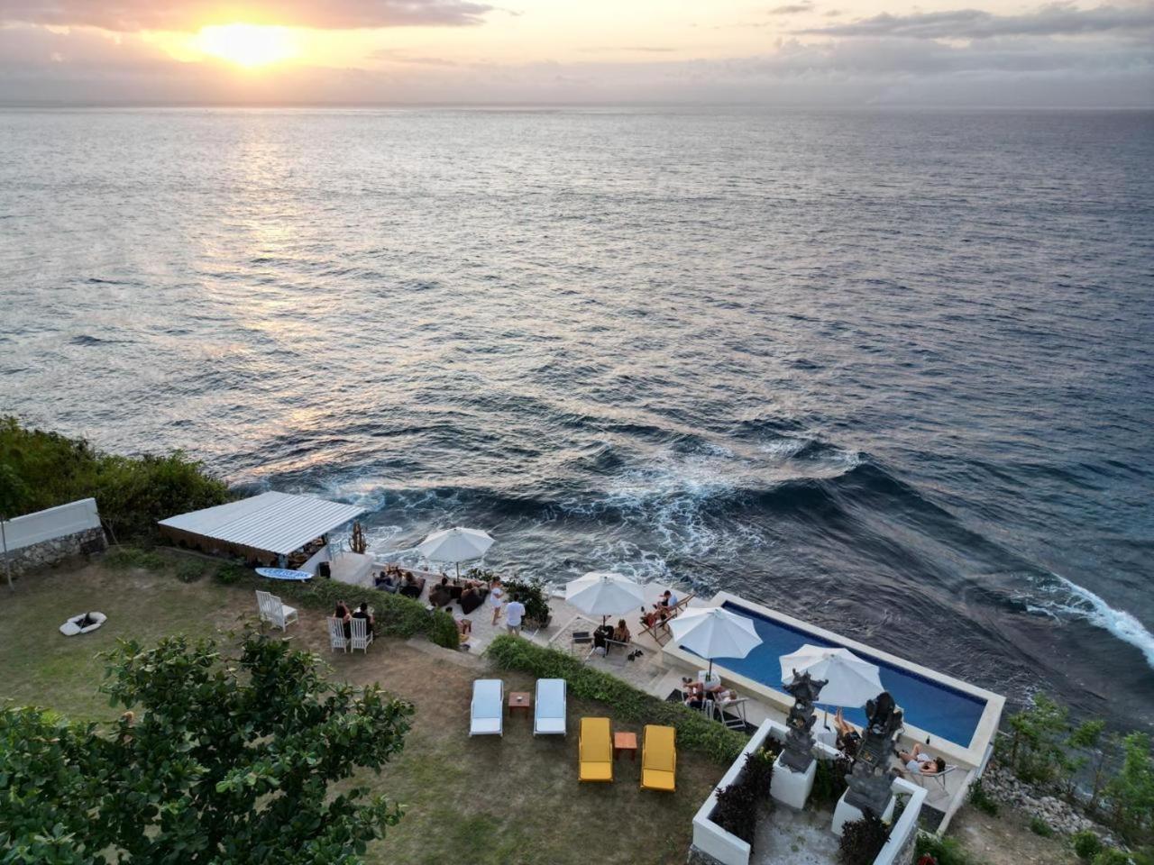 The Edge Lembongan Villa Екстериор снимка